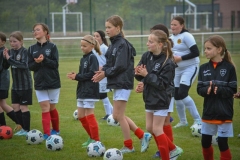 FEMININE-24-MAI-201