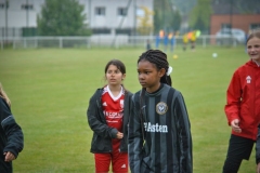 FEMININE-24-MAI-210