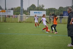 FEMININE-24-MAI-75
